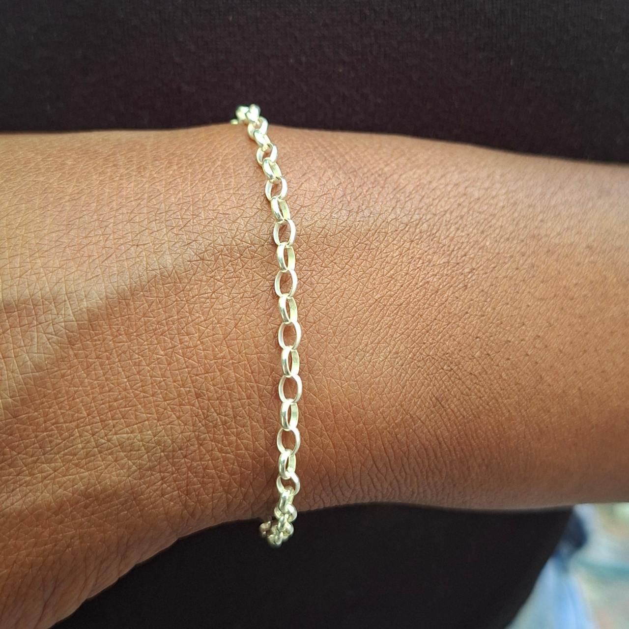 oval rolo bracelet fine