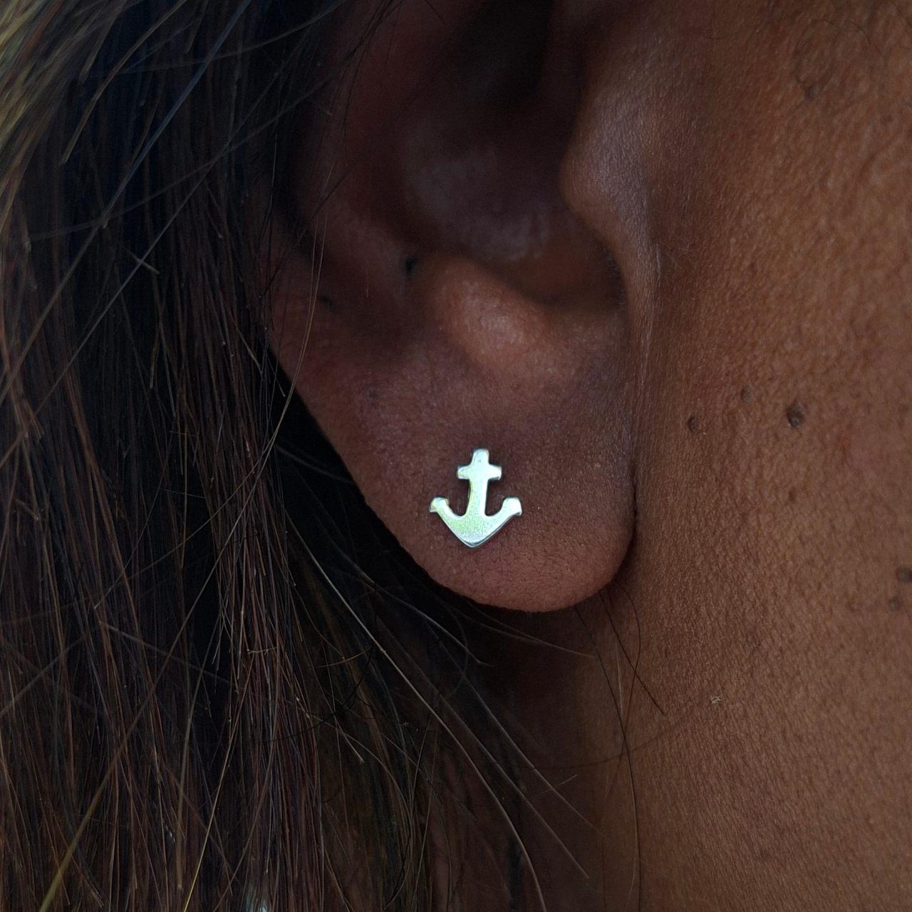 anchor studs
