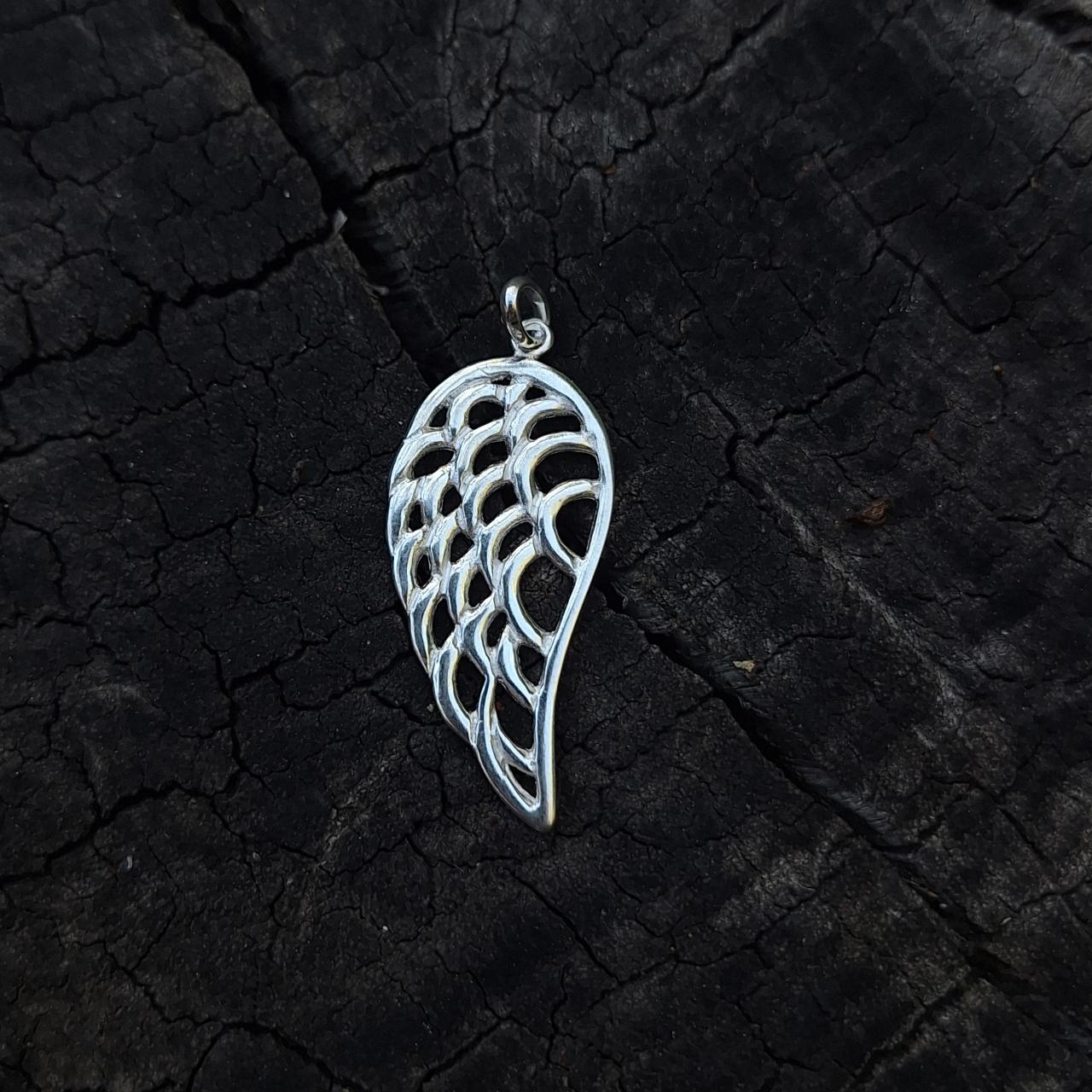Wing Charm Lrg