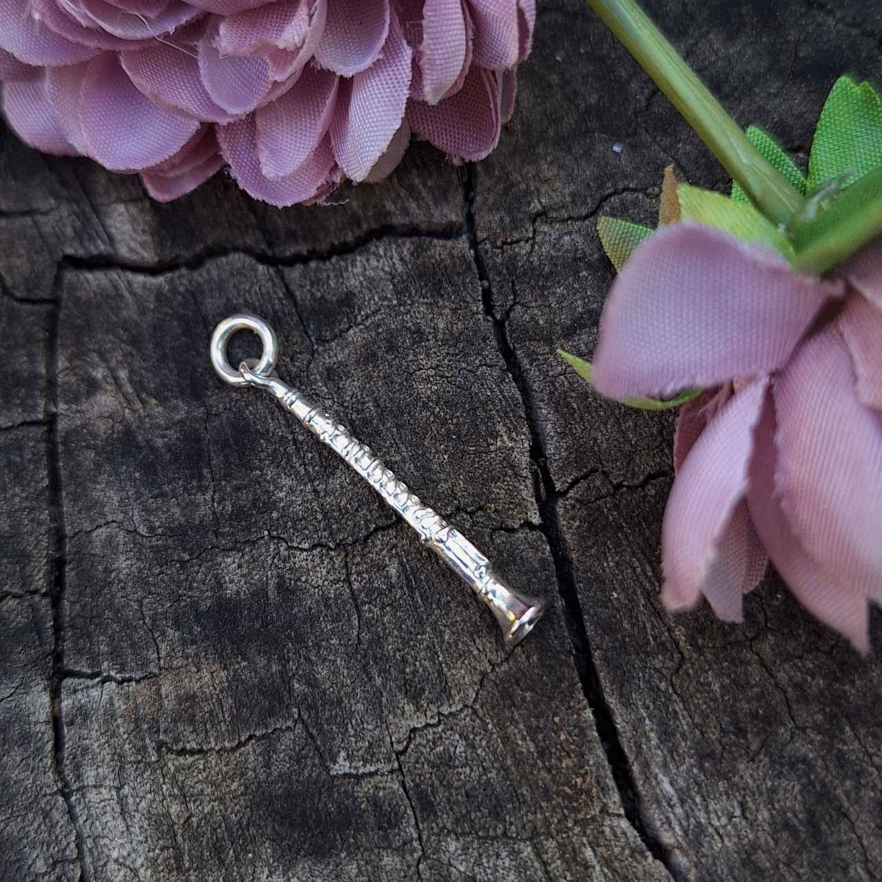 Clarinet Charm B