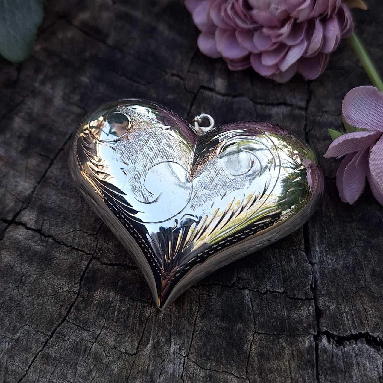Chunky Filigree Heart Pendant