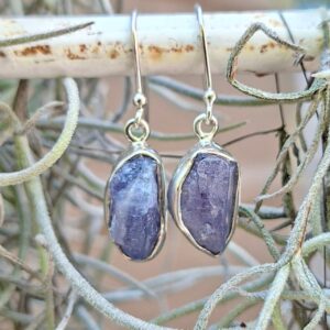 milky tanzanite rough earrings