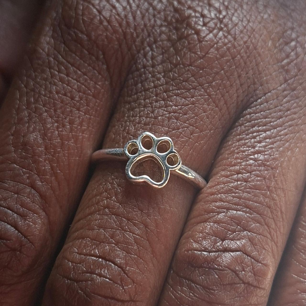 paw print ring