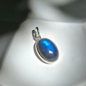 Labradorite Oval Pendant