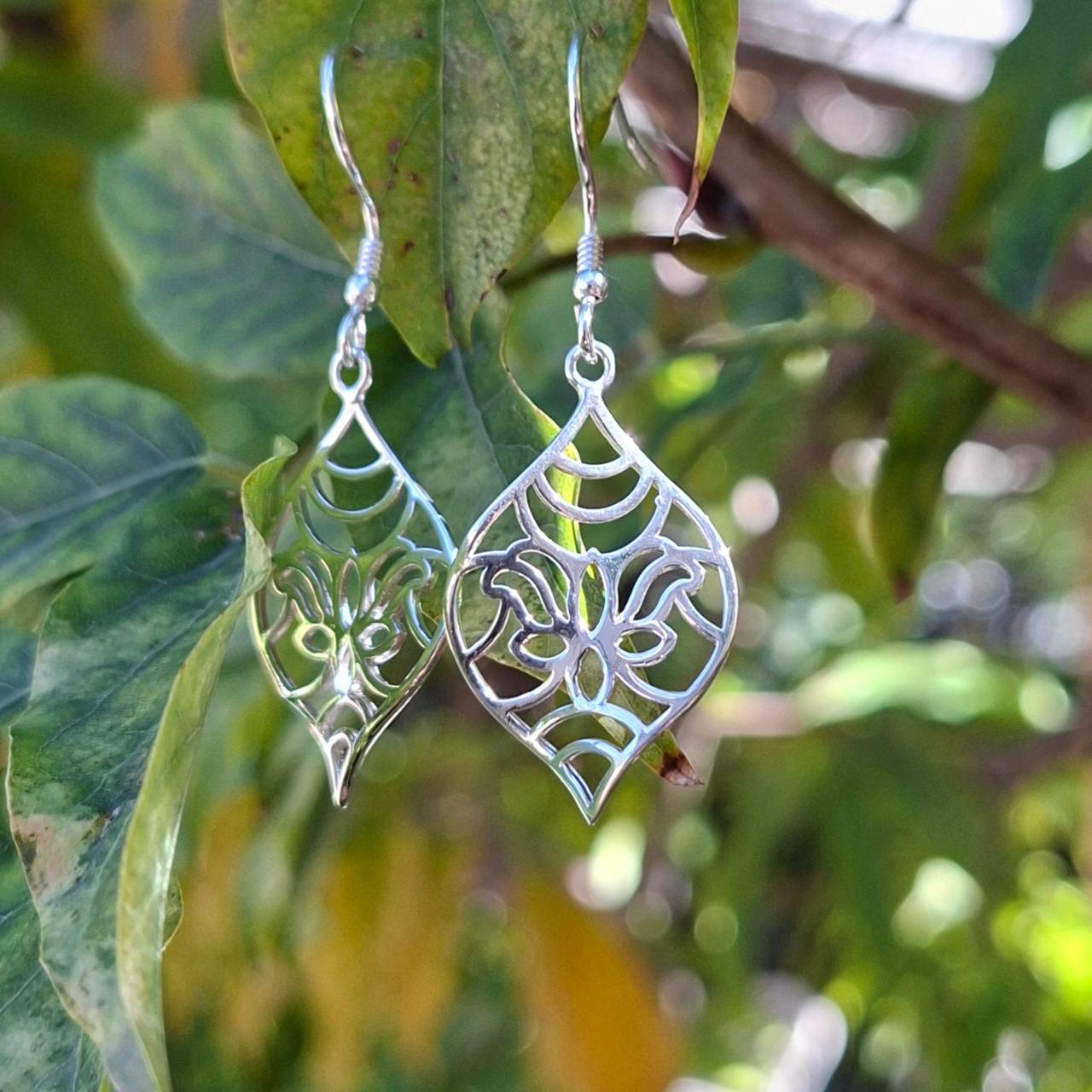 Floral Dangly Earrings