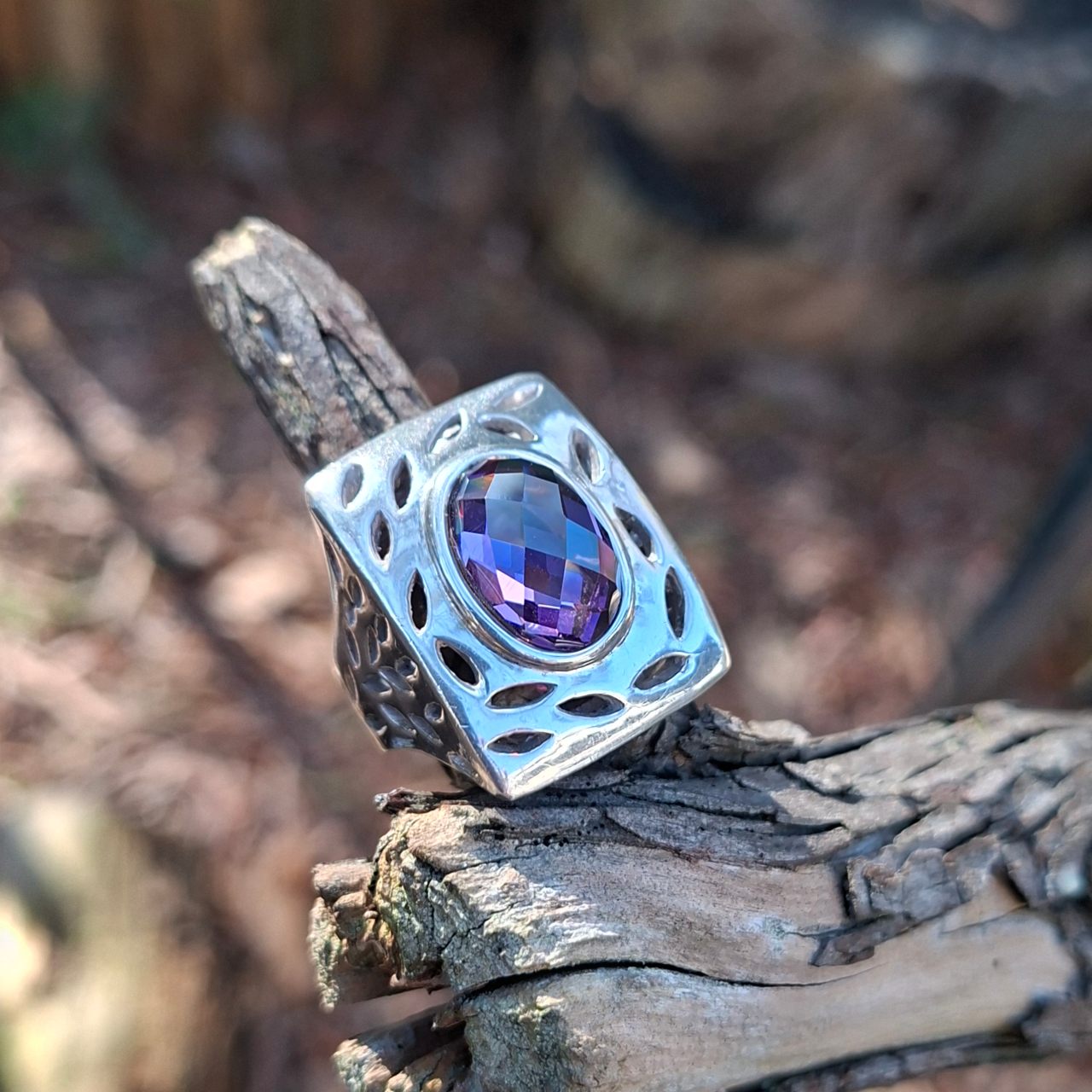 amethyst block ring