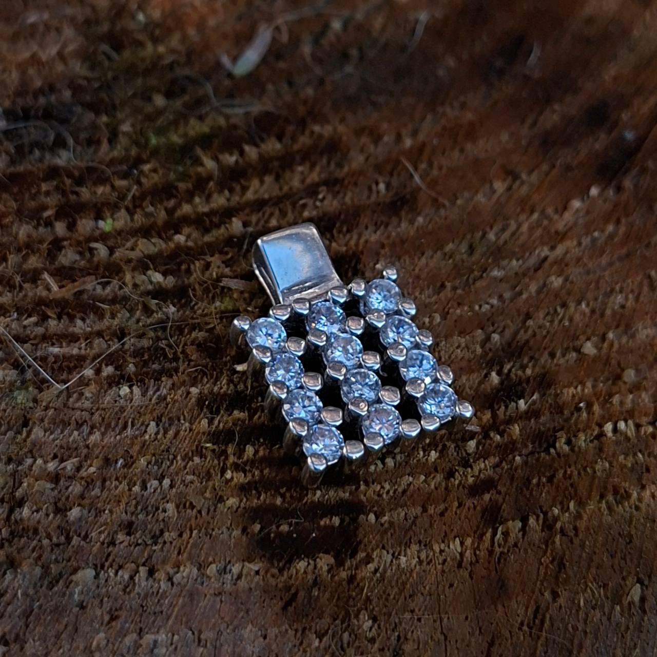 chunky square pendant with cz
