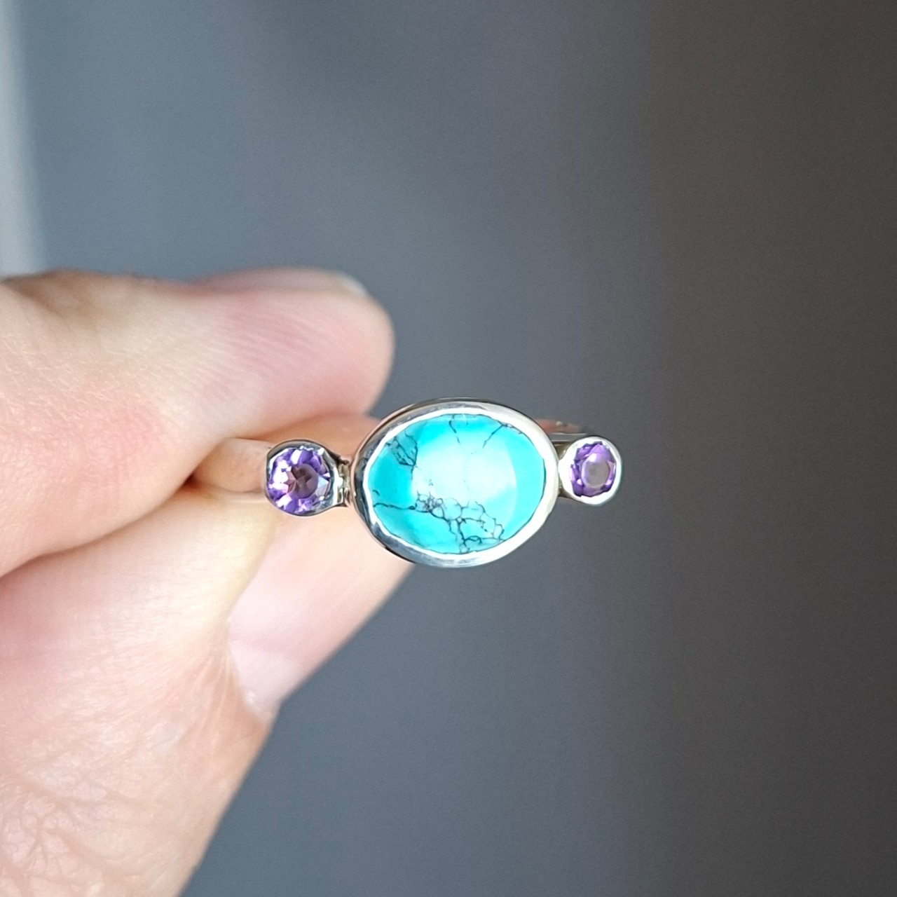 turquoise ring with amethyst stones